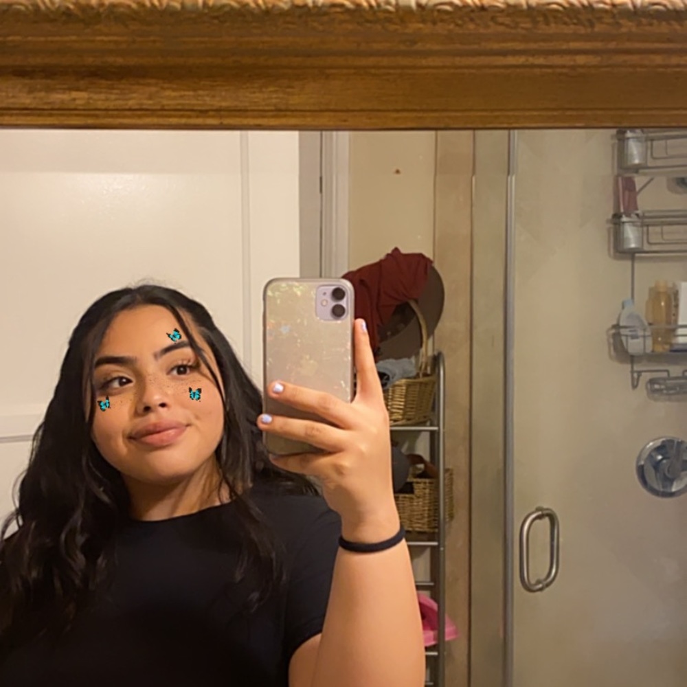 Meet your Posher, Briana